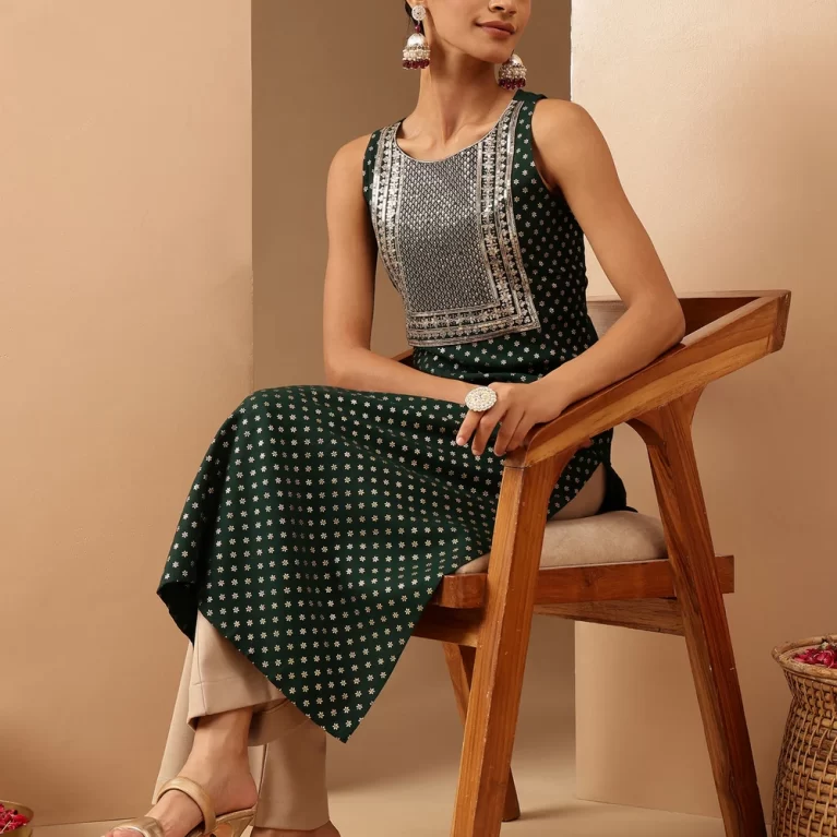 Dark Green Silk Blend Zari Yoke Embroidered Gold Printed Straight Kurta